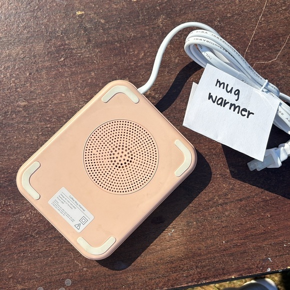 ❤️🔥5/$25❤️🔥 Plug In Desktop Mug Warmer - Picture 3 of 3